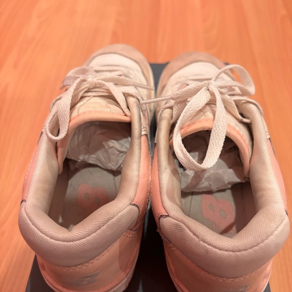 New Balance 550 Women’s Sneakers in Peach Pink and Beige - Picture 6 of 10